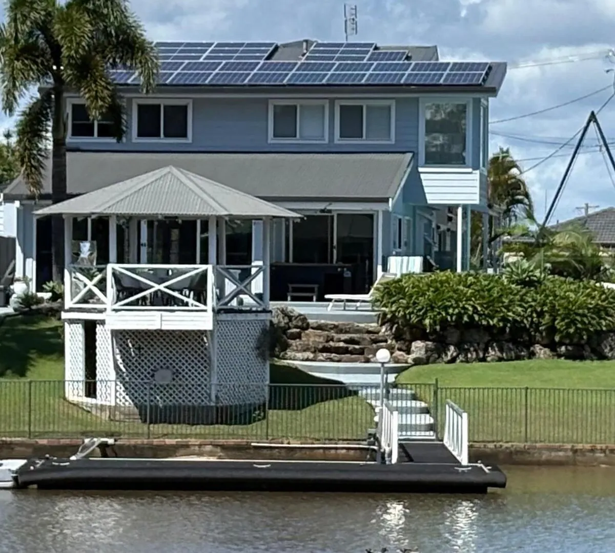 Dom wakacyjny Willa Chic Coastal Waterside Stunner! Gold Coast
